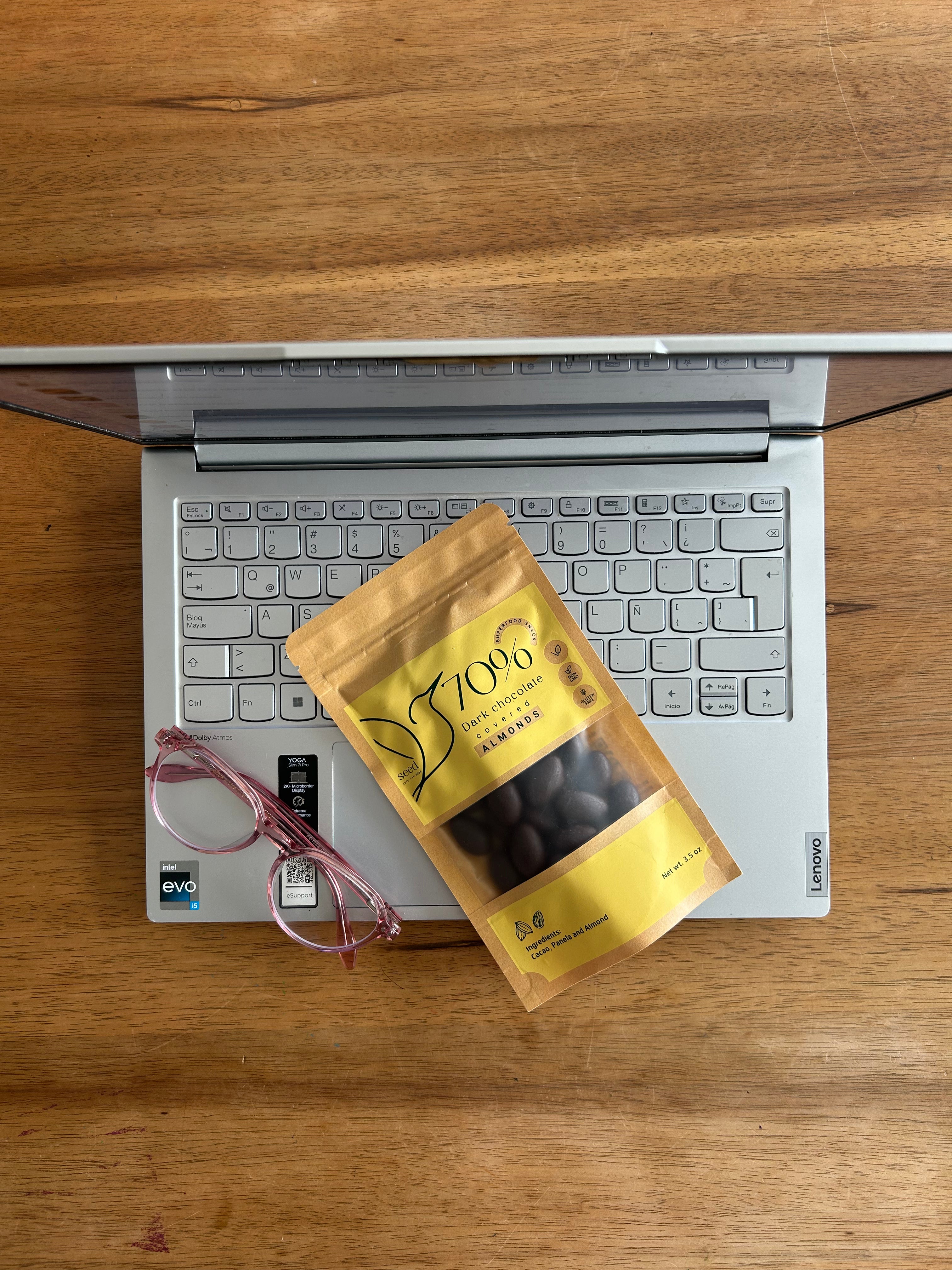 70% DARK CHOCOLATE COVERED ALMONDS(3.5oz)